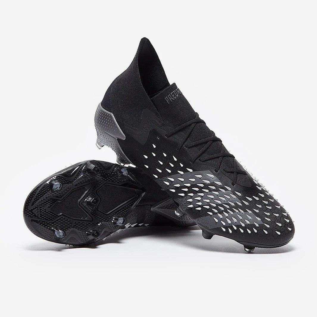 Chuteira Adidas Predator Freak .1 Superstealth - Imagem 1