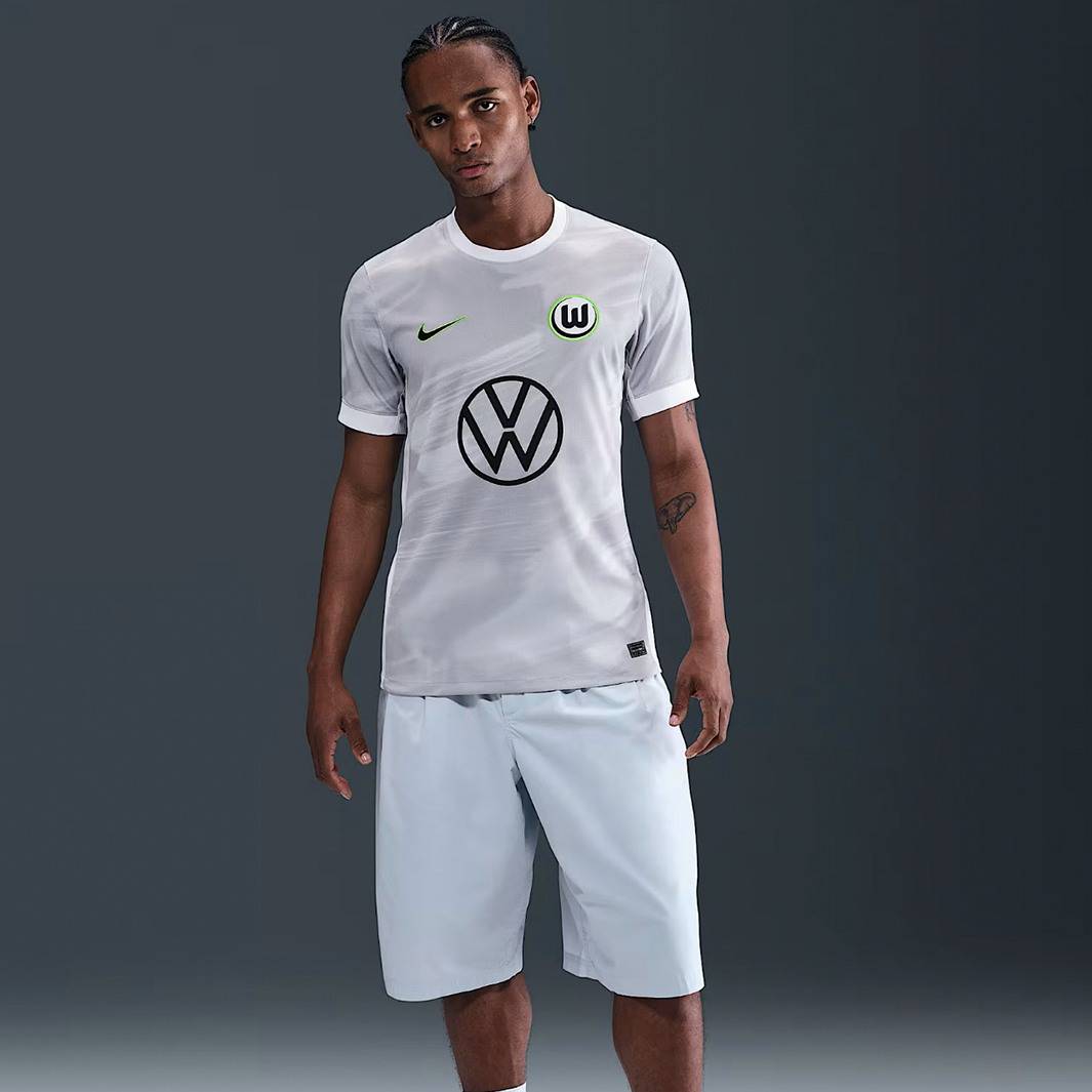 Camisa Wolfsburg 2025/26 Away – Torcedor - Imagem 1